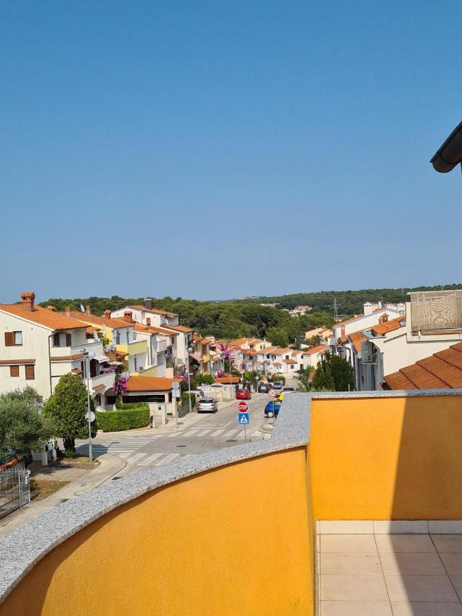 Apartment Sunny Pula Exterior photo